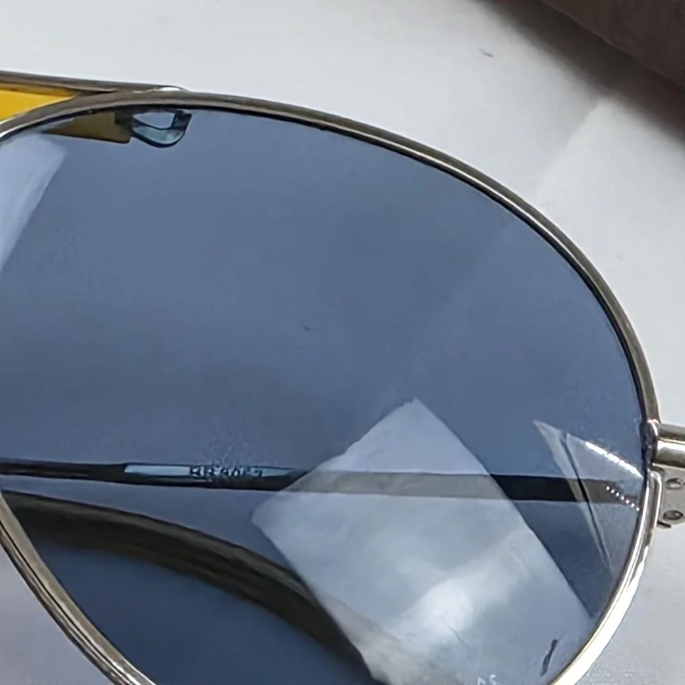 Ray-Ban RB 8063 Chromance Sunglasses Mens 55-16 Silver Titanium Blue Polarized
